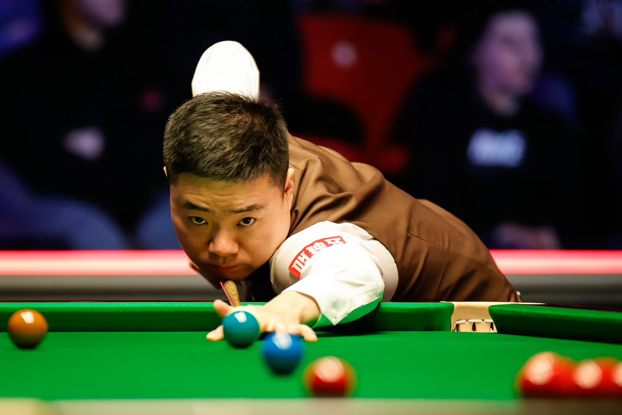 赛中常因球 赛中常因球